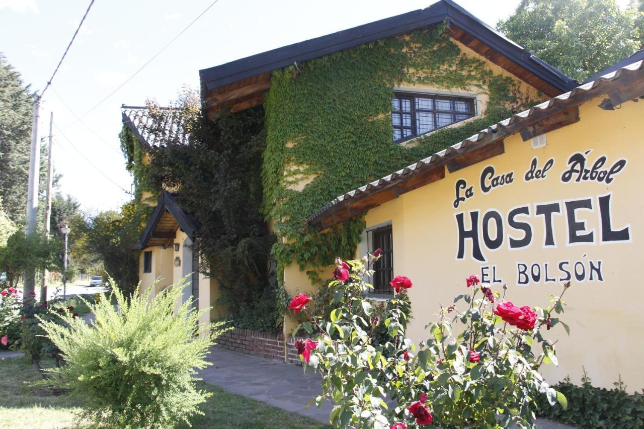 La Casa Del Arbol - Hostel El Bolsón Exteriör bild